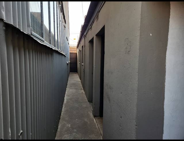 590M² BUILDING FOR SALE IN DALVIEW